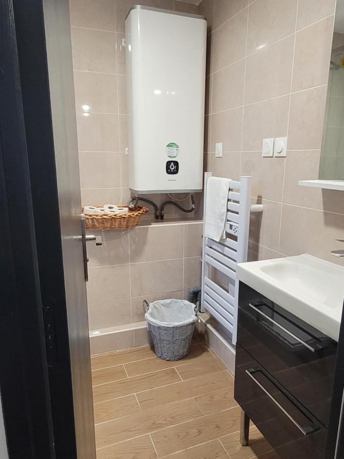 Coquet Appartement A 15Mn De Paris Et 10 Mn De Stade De France, Wifi, Netflix, Groslay Ngoại thất bức ảnh